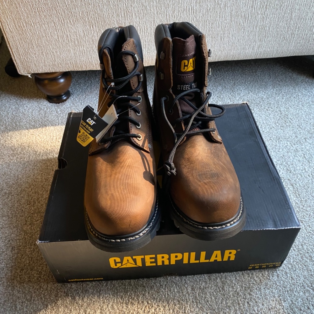 Work boots - Picture 2 of 2